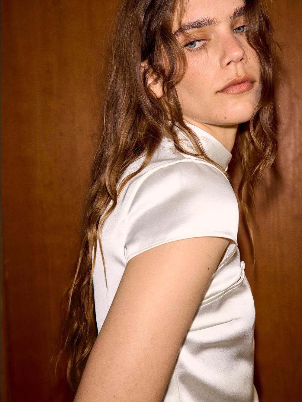 Zara Ivory Satin Short-Sleeve Mandarin Blouse - Picture 3 of 6